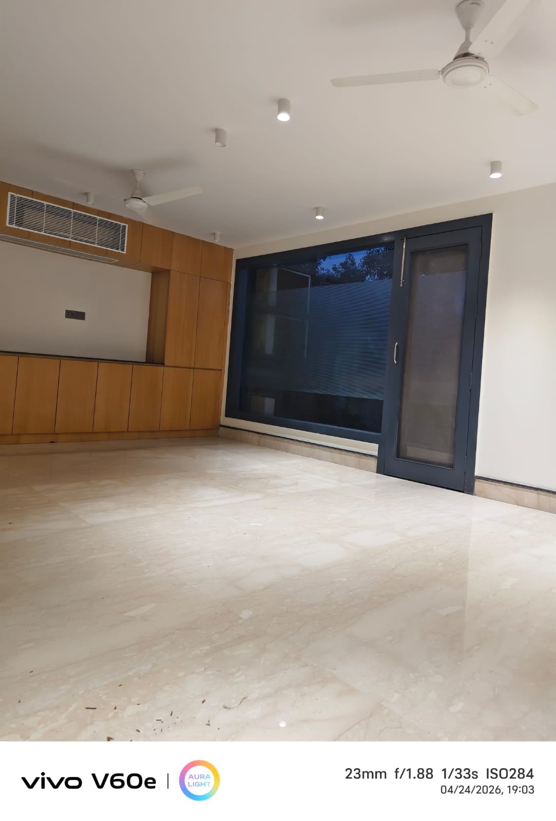3BHK Builder Floor Available for RENT at New Delhi SAFDARJUNG ENCLAVE - 9742