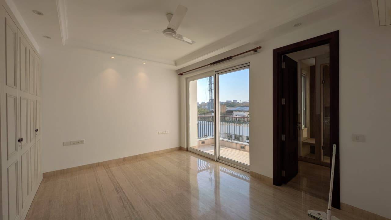 4BHK Builder Floor Available for RENT at Vasant Vihar - 8994