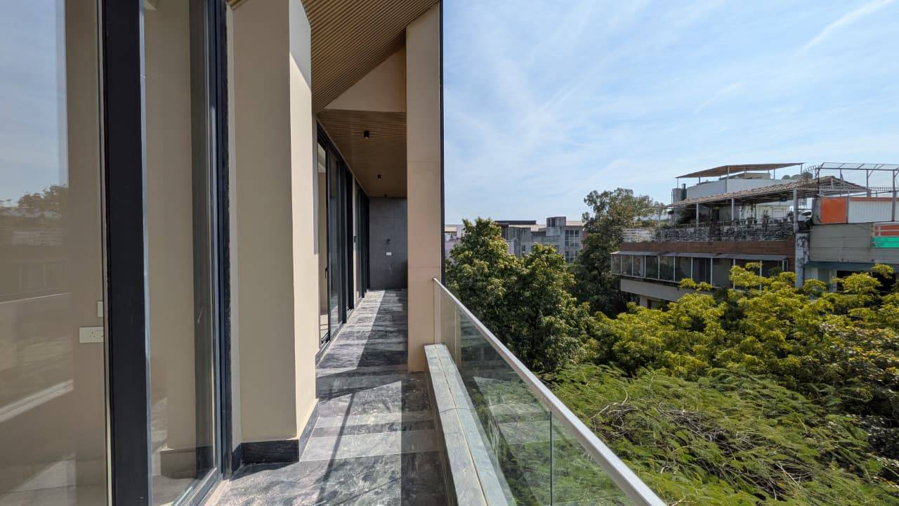 3BHK  Available for SALE at Defence Colony - 6928