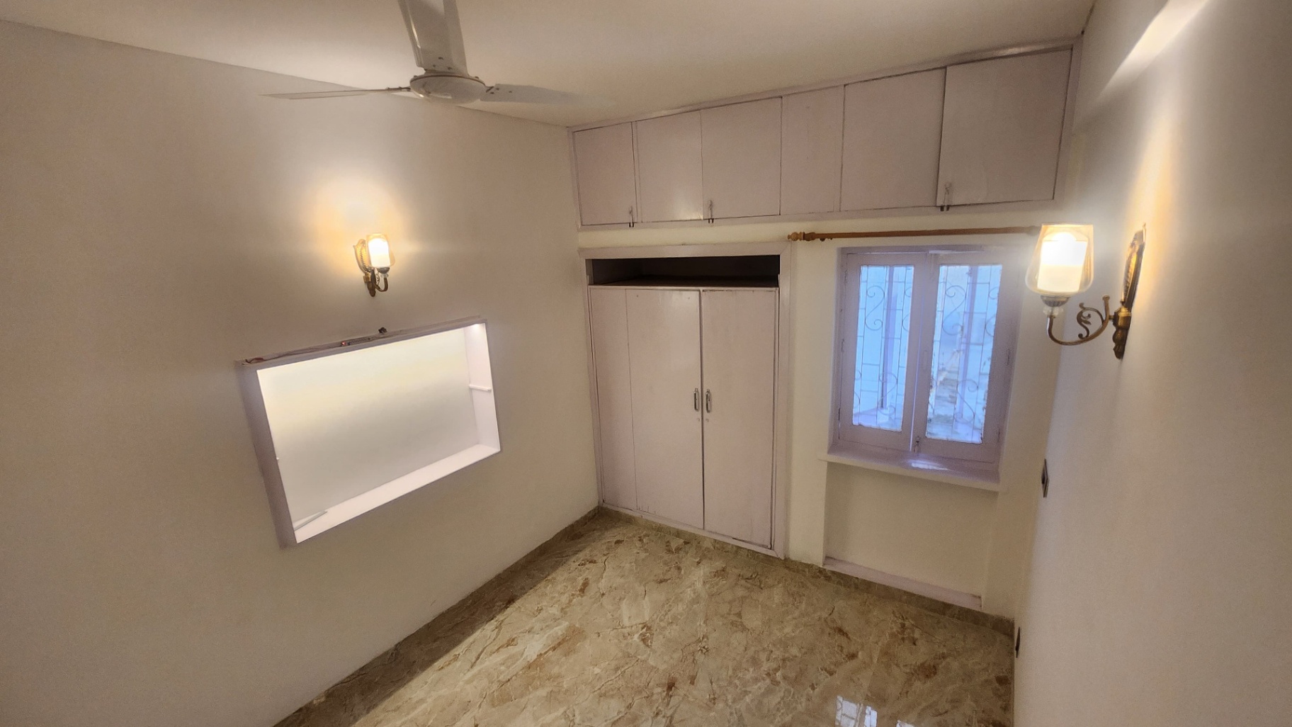 2BHK Available for RENT at Vasant Vihar - 110057